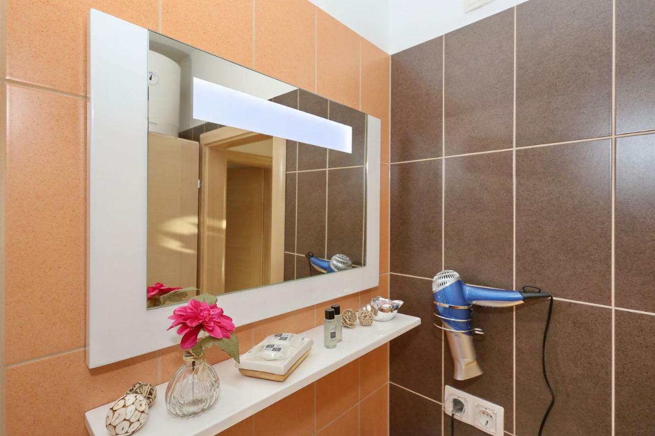Villa Nivel Vir Εξωτερικό φωτογραφία